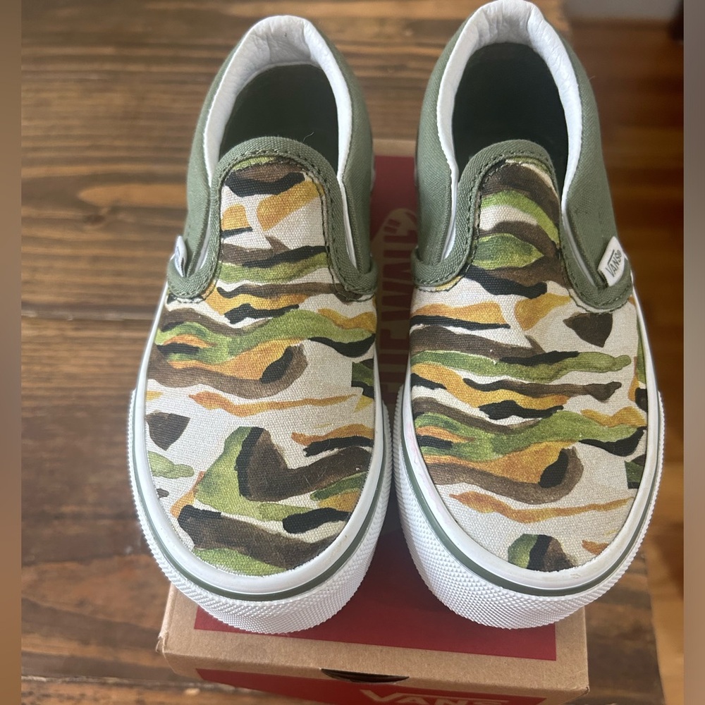 Kids vans slip ons camo